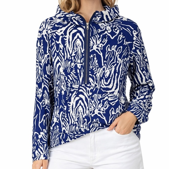 Lilly Pulitzer Tops - Lilly Pulitzer Skipper Popover Navy Blue White Zebra Print XS